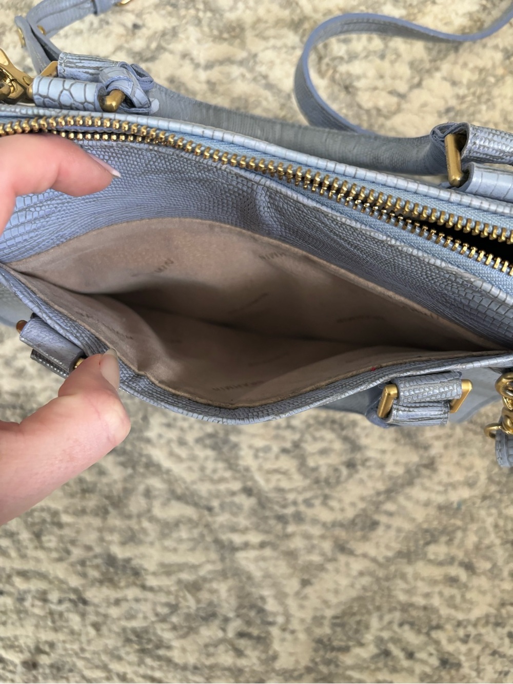 Brahmin Periwinkle Textured Crossbody Satchel with Gold Hardware - Picture 3 of 5